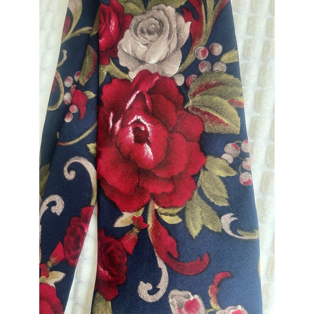 Zylos by George Machado Navy Floral Silk Tie